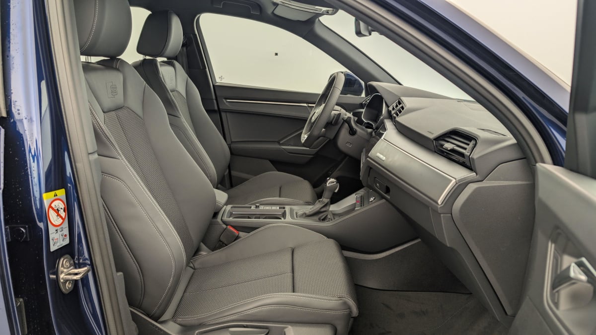 AUDI Q3 35 TDI 150 CH S TRONIC 7 S LINE