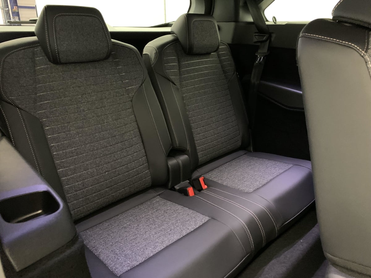 PEUGEOT 5008 Hybrid 145 e-DCS6 Allure