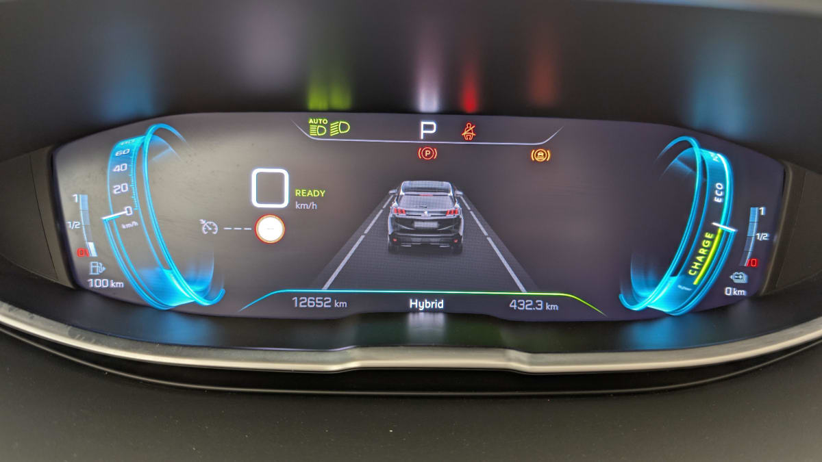 PEUGEOT 3008 Hybrid 225 e-EAT8 Allure Pack