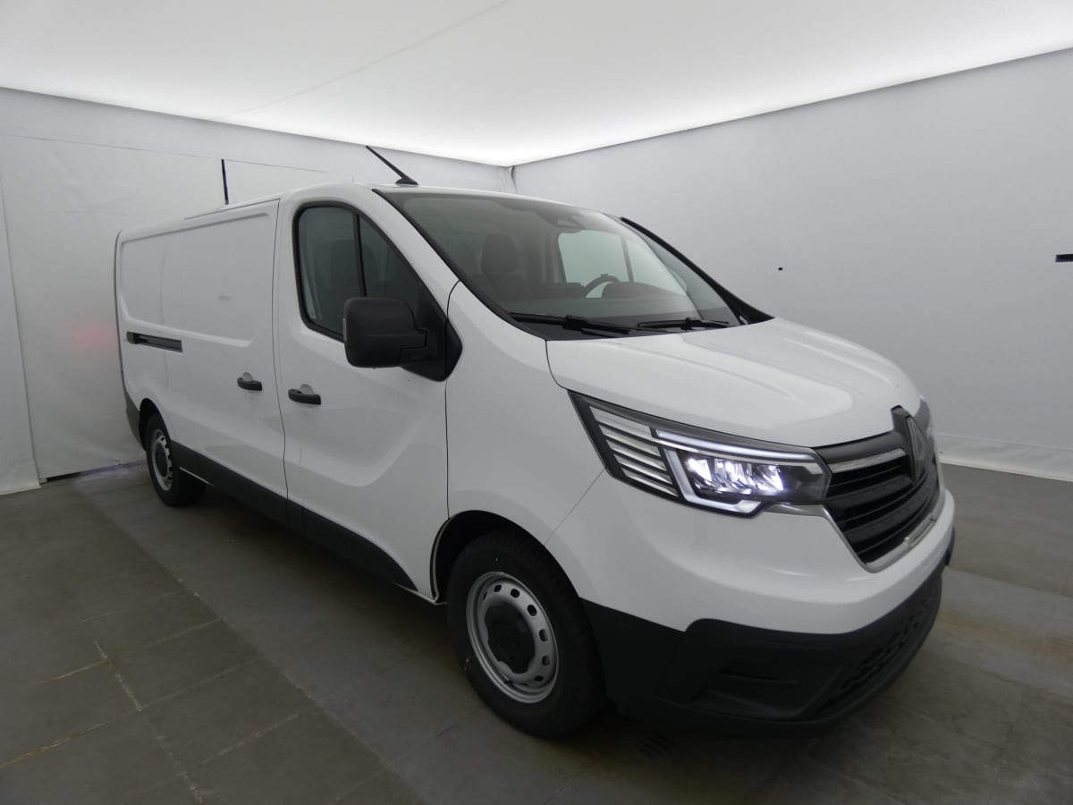 L2H1 3T BLUE DCI 150 GSR2 ADVANCE