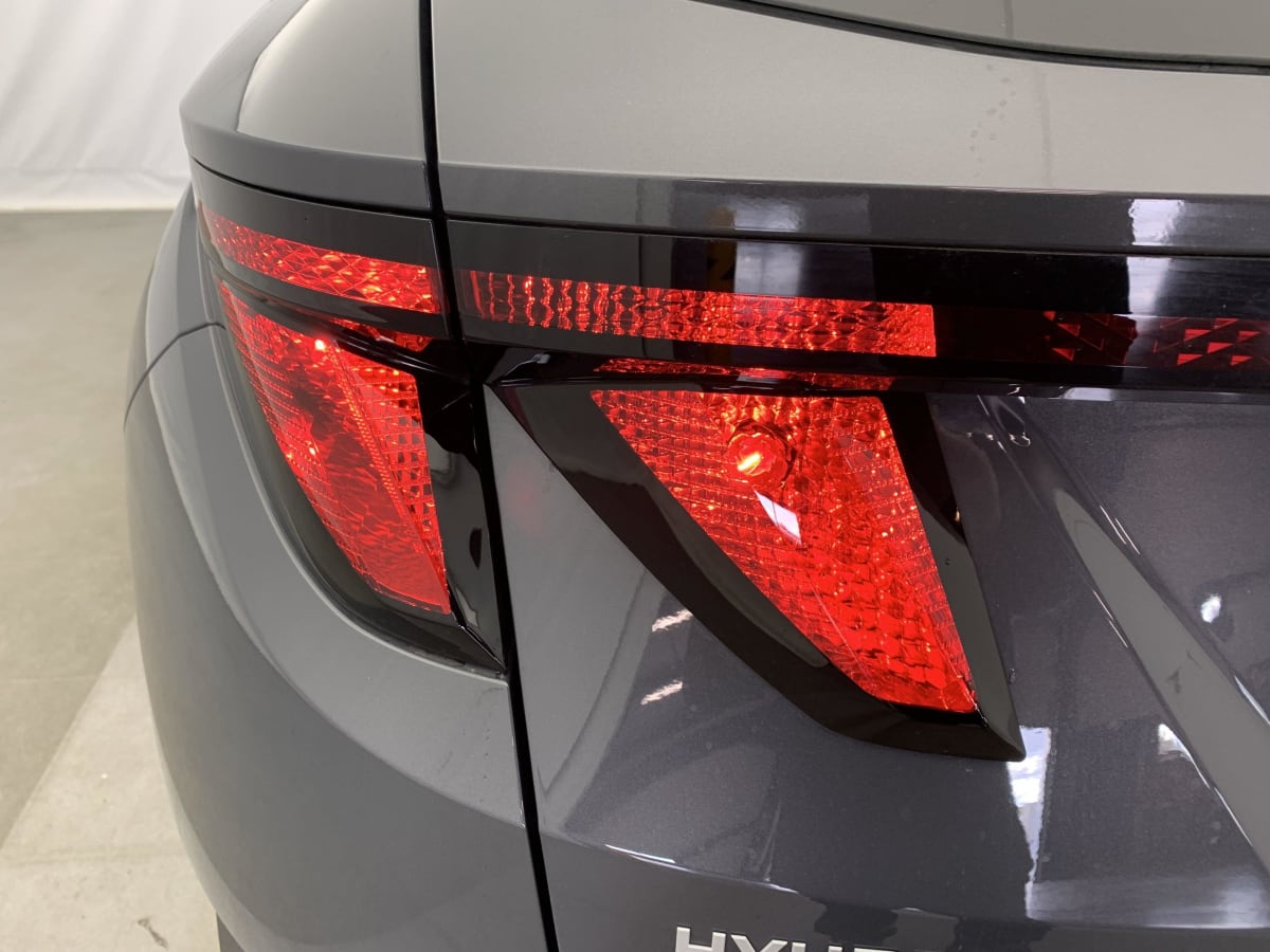 HYUNDAI TUCSON 1.6 T-GDI 215 Hybrid BVA6 Initia