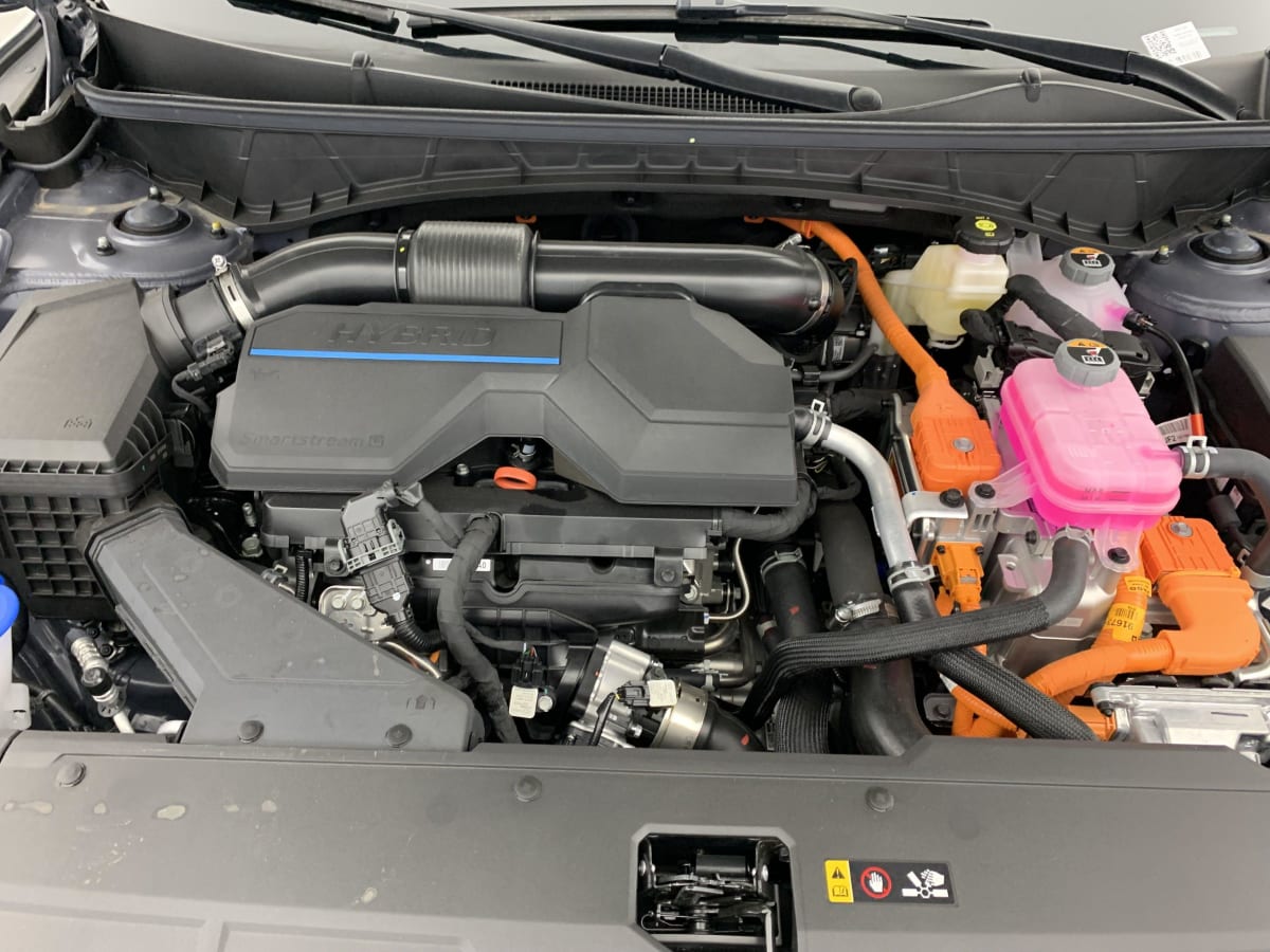 HYUNDAI TUCSON 1.6 T-GDI 215 Hybrid BVA6 Initia