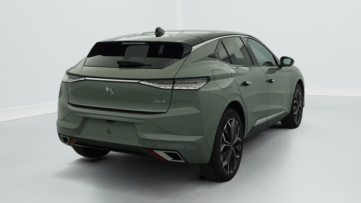 DS DS4 PureTech 130 EAT8 Rivoli