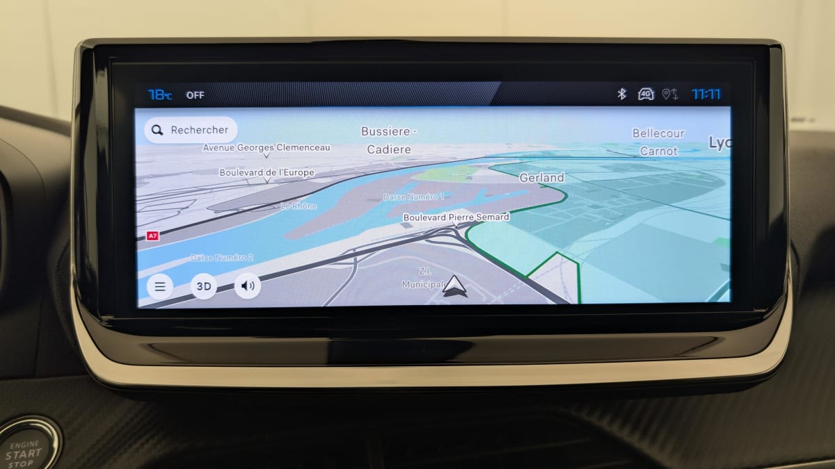 PEUGEOT 2008 Hybrid 136 e-DCS6 Allure