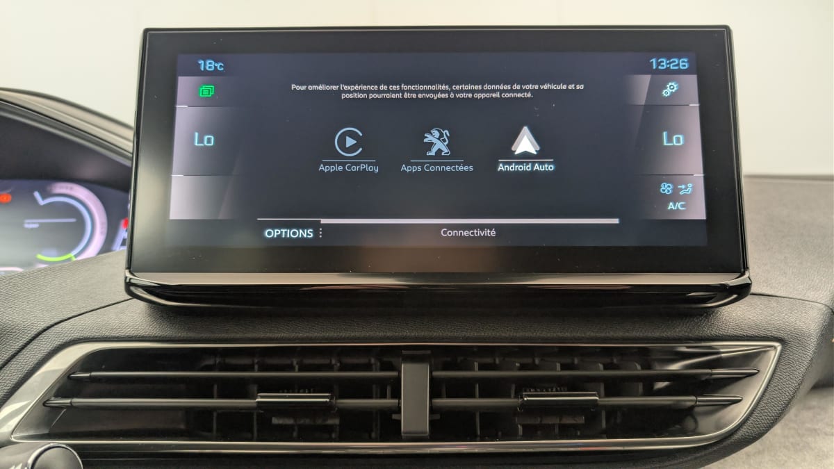 PEUGEOT 3008 Hybrid 136 e-DCS6 GT