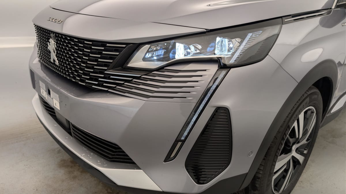 PEUGEOT 3008 Hybrid 136 e-DCS6 GT