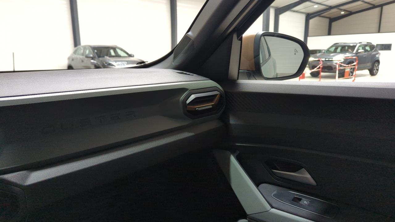 DACIA DUSTER HYBRID 140 4X2 EXTREME + PACK TECHNO + PACK CITY