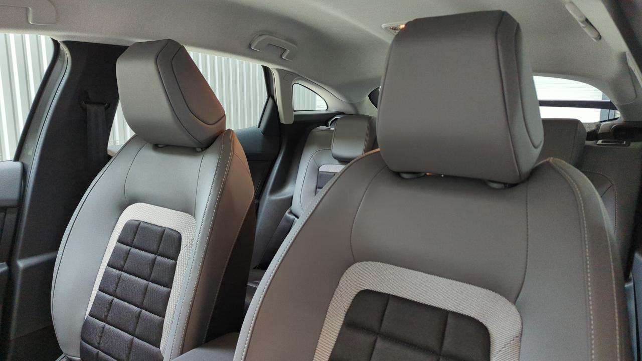CITROEN C4  HYBRIDE 136 E-DCS6 BUSINESS
