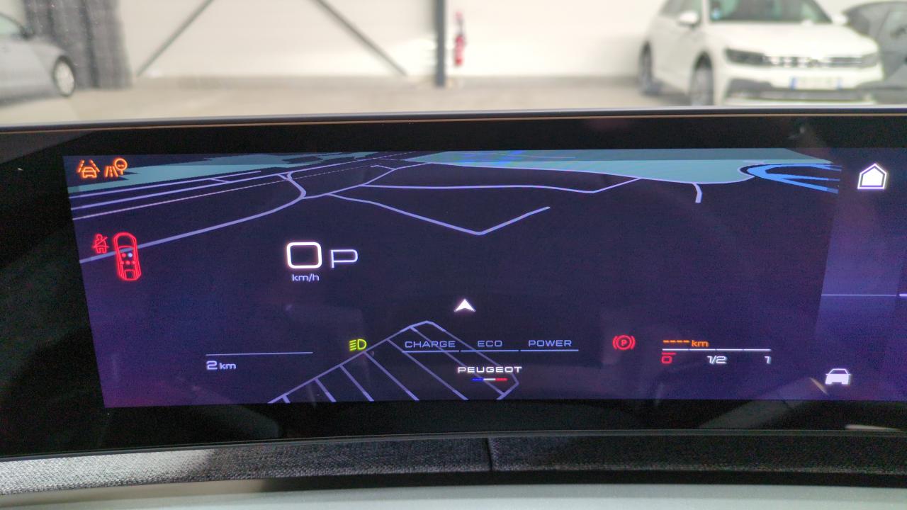 PEUGEOT 3008  HYBRID 136 E-DCS6 ALLURE + NAVI + PACK 360 VISION & DRIVE ASSIST