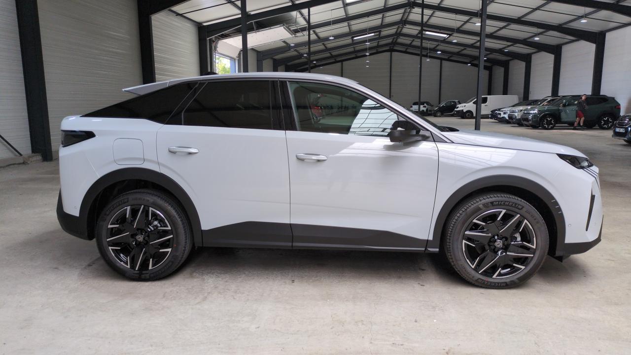 PEUGEOT 3008  HYBRID 136 E-DCS6 ALLURE + NAVI + PACK 360 VISION & DRIVE ASSIST