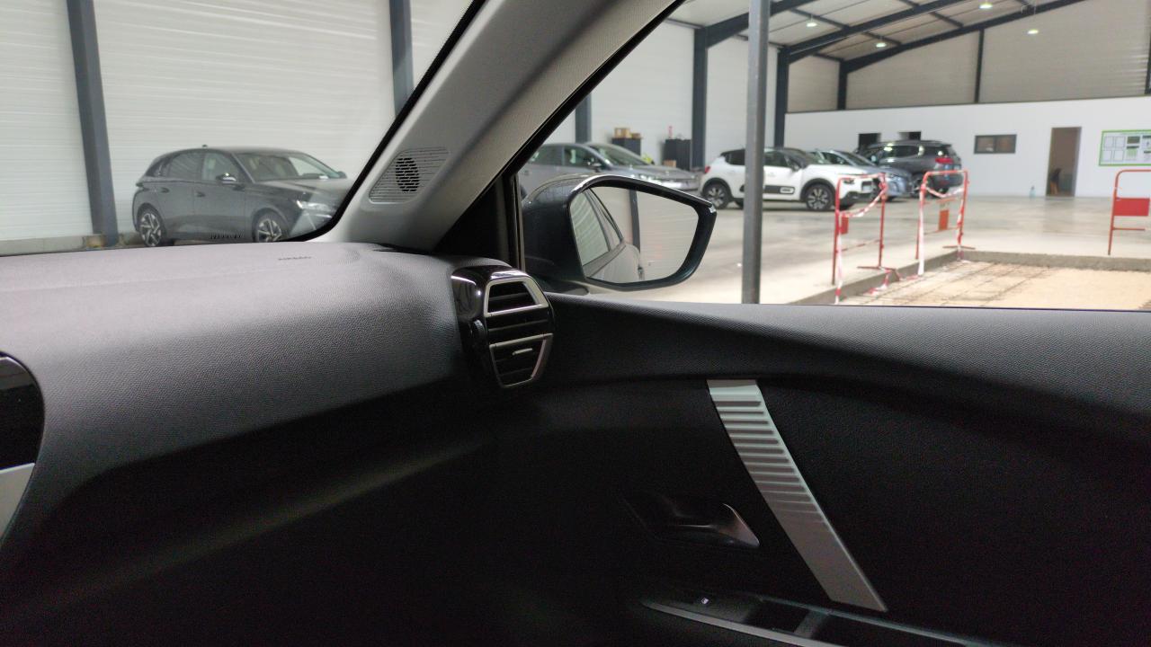 CITROEN C4  HYBRIDE 145 E-DCS6 PLUS + SIEGES CHAUFFANTS
