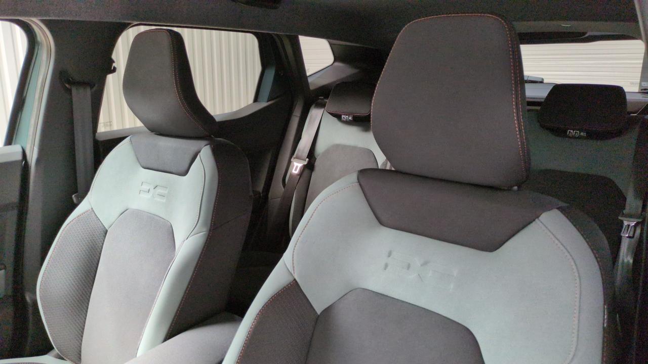 DACIA DUSTER MILD HYBRID 130 4X2 EXTREME + PACK TECHNO + PACK CITY