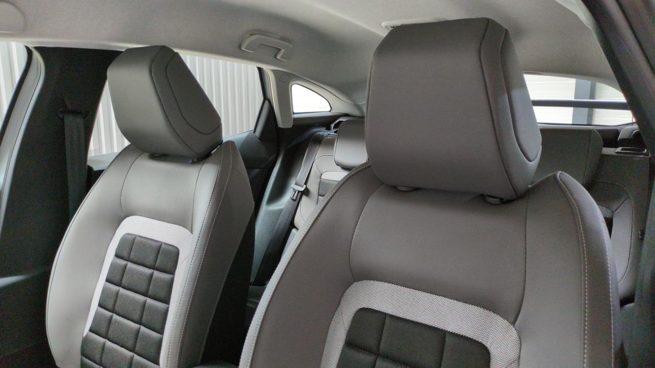 CITROEN C4  HYBRIDE 145 E-DCS6 PLUS + SIEGES CHAUFFANTS