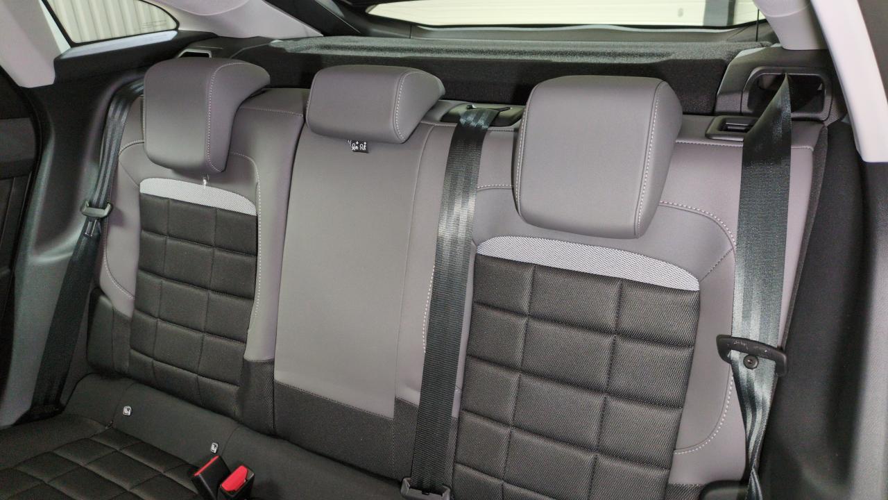 CITROEN C4  HYBRIDE 145 E-DCS6 PLUS + SIEGES CHAUFFANTS
