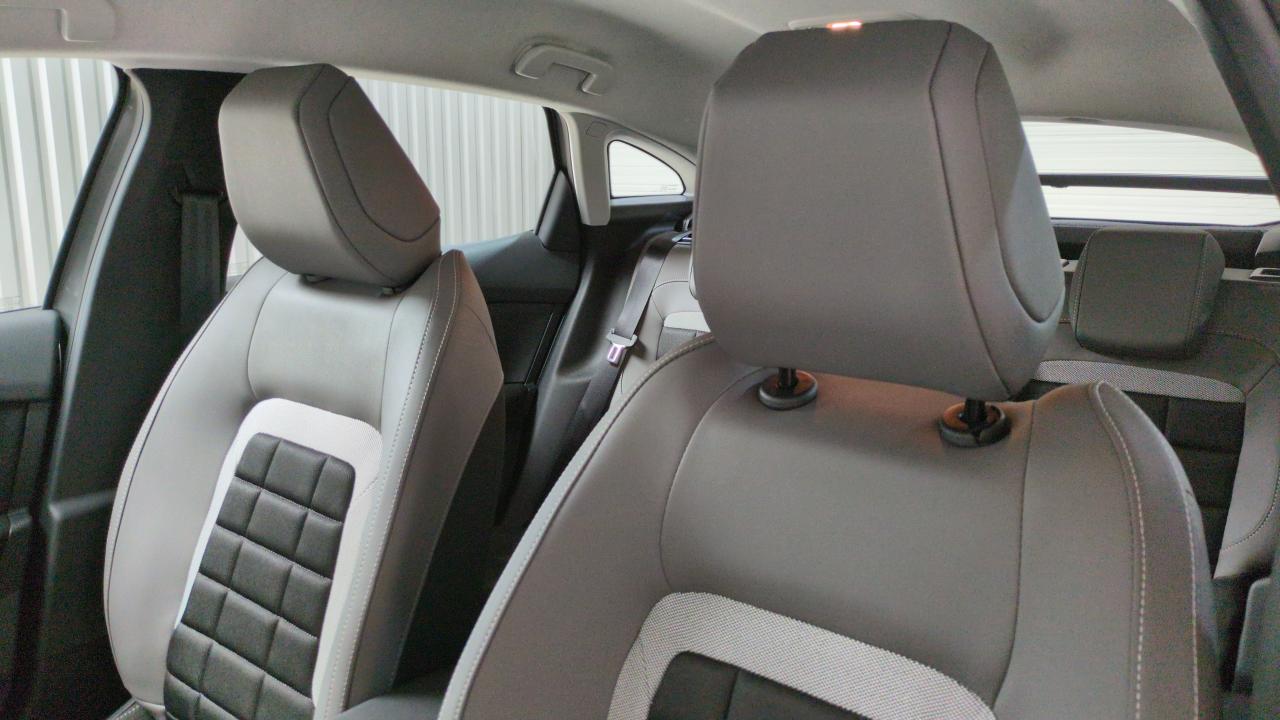 CITROEN C4  HYBRIDE 145 E-DCS6 PLUS + SIEGES CHAUFFANTS