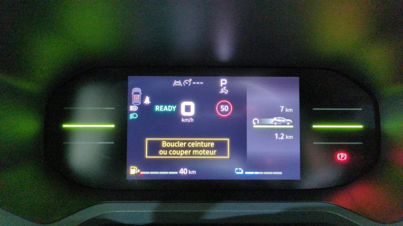 DACIA DUSTER HYBRID 140 EXTREME + PACK TECHNO + PACK CITY