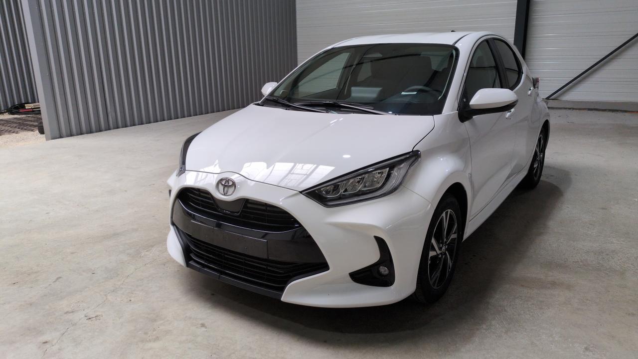 TOYOTA YARIS HYBRIDE HYBRIDE 116H DESIGN + SIEGES CHAUFFANTS + VOLANT CHAUFFANT