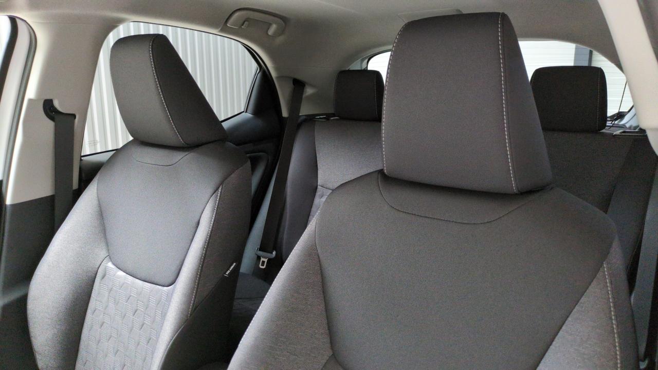 TOYOTA YARIS HYBRIDE HYBRIDE 116H DESIGN + SIEGES CHAUFFANTS + VOLANT CHAUFFANT