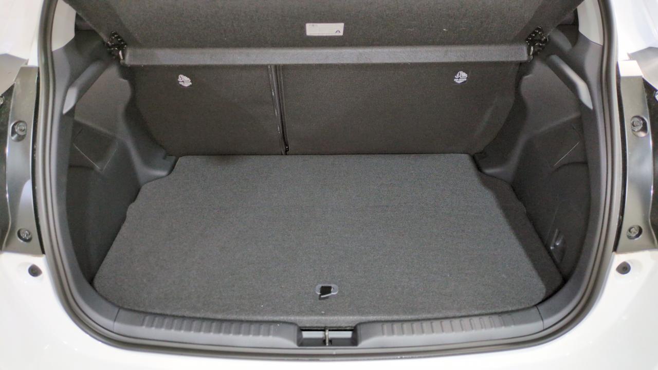 TOYOTA YARIS HYBRIDE HYBRIDE 116H DESIGN + SIEGES CHAUFFANTS + VOLANT CHAUFFANT