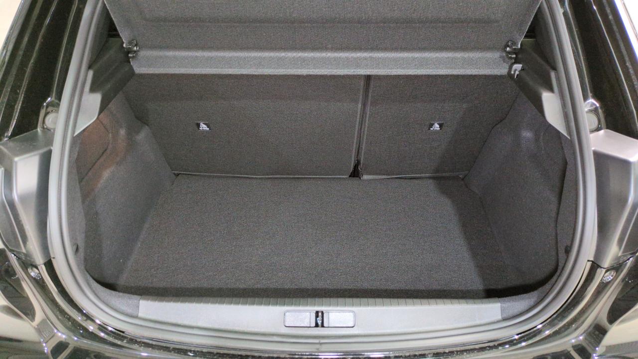PEUGEOT 208 HYBRID 110 E-DCS6 ALLURE + ANGLES MORTS + NAVI