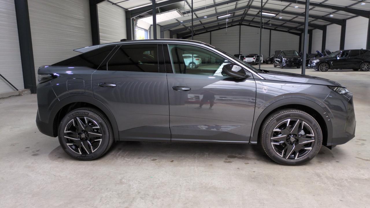 PEUGEOT 3008  HYBRID 145 E-DCS6 GT
