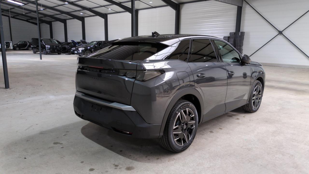 PEUGEOT 3008  HYBRID 145 E-DCS6 GT