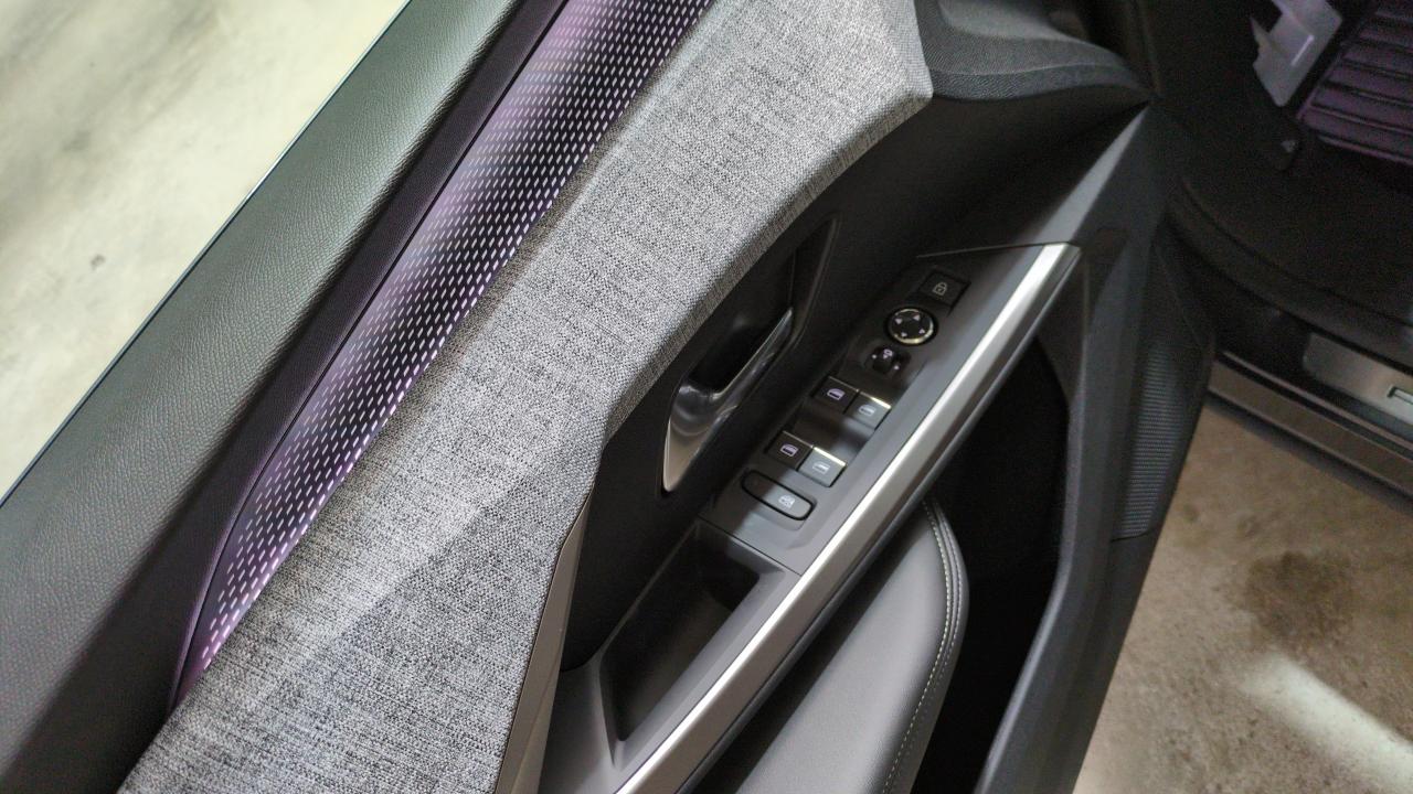 PEUGEOT 3008  HYBRID 145 E-DCS6 GT