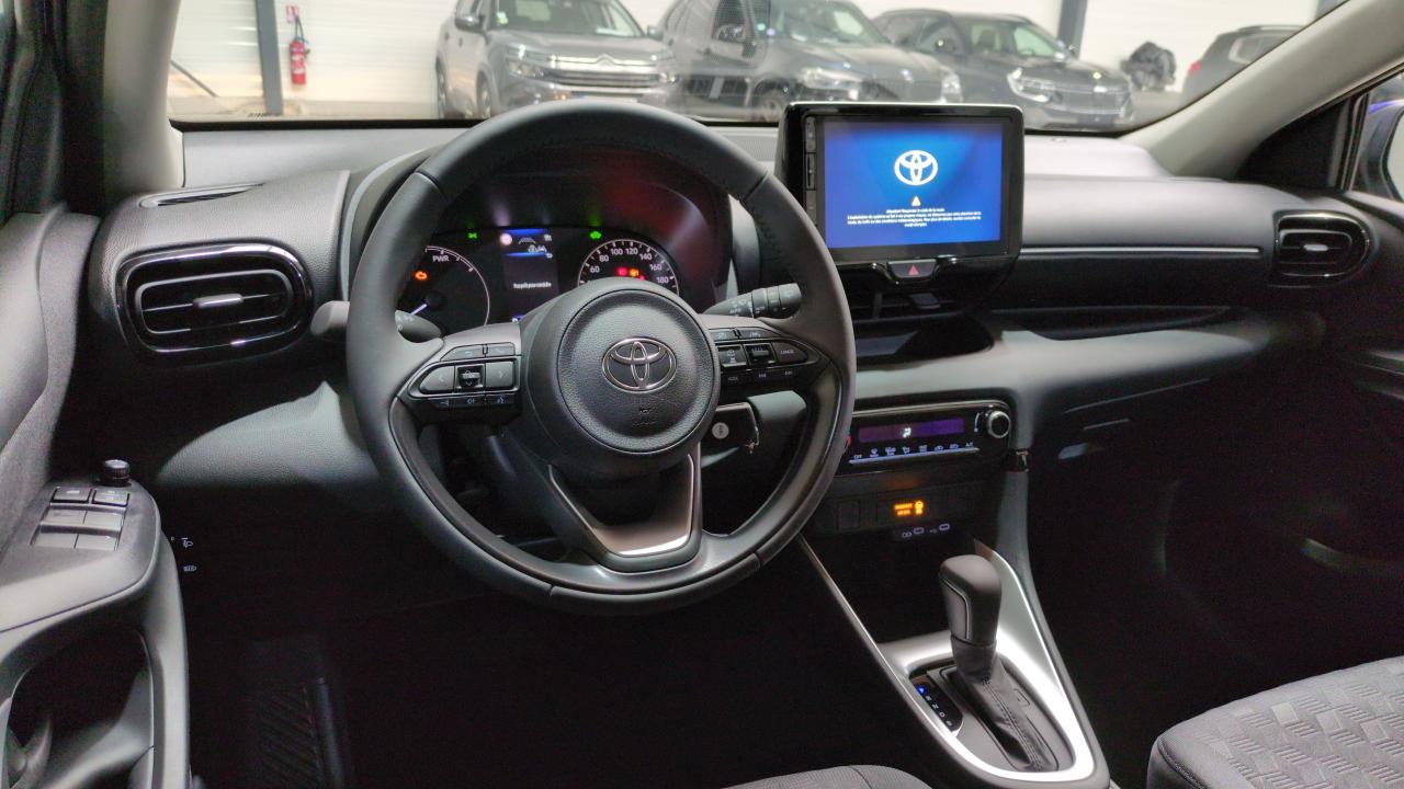 TOYOTA YARIS HYBRIDE HYBRIDE 116H DYNAMIC + JANTES 15