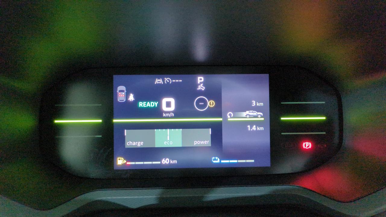 DACIA DUSTER HYBRID 140 EXTREME + PACK TECHNO + PACK CITY