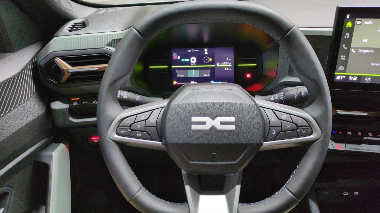 DACIA DUSTER HYBRID 140 EXTREME + PACK TECHNO + PACK CITY