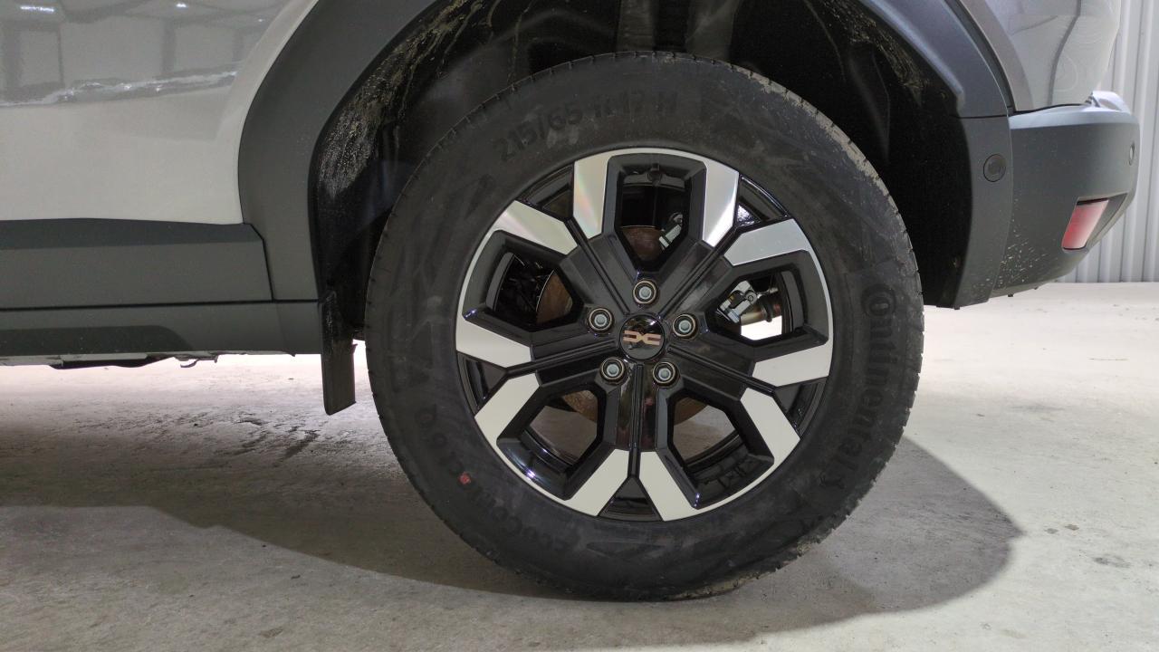 DACIA DUSTER HYBRID 140 EXTREME + PACK TECHNO + PACK CITY