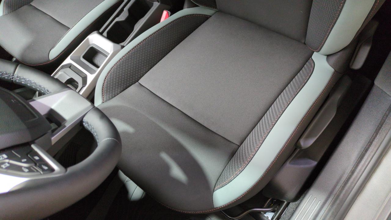 DACIA DUSTER HYBRID 140 EXTREME + PACK TECHNO + PACK CITY