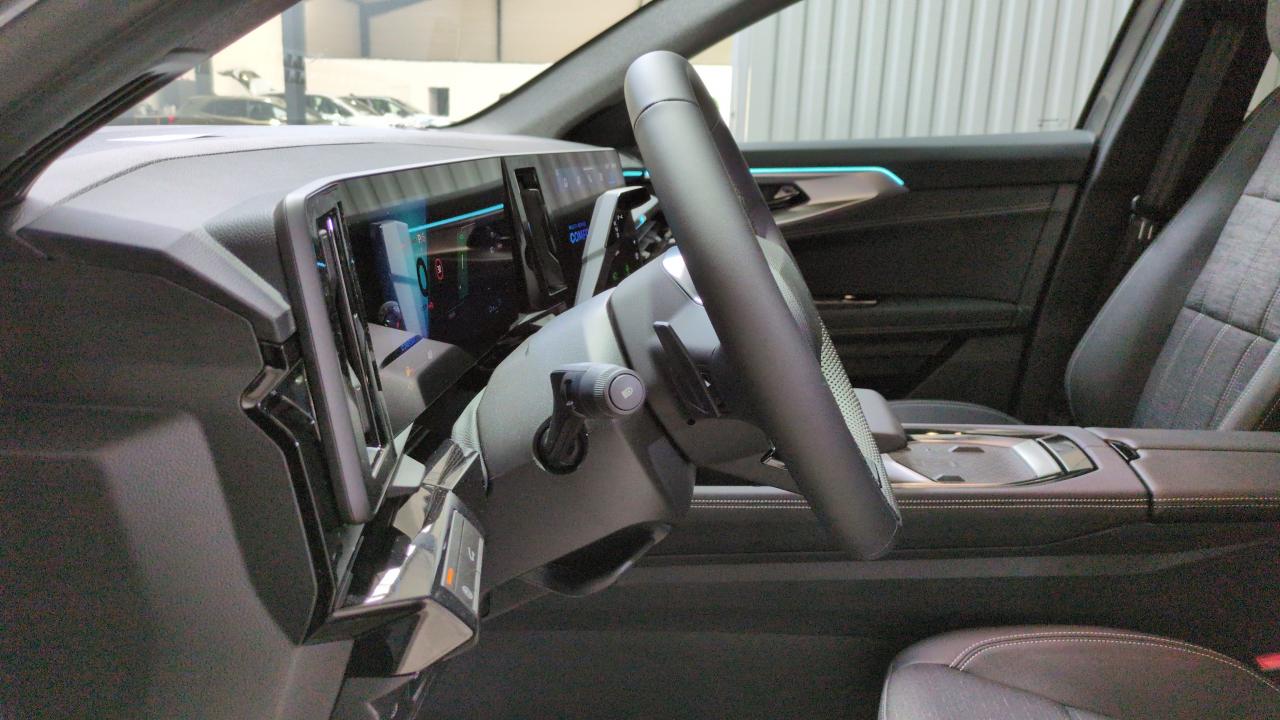 RENAULT AUSTRAL E-TECH FULL HYBRID 200 GSR2 TECHNO + PACK HIVER + PACK SAFETY