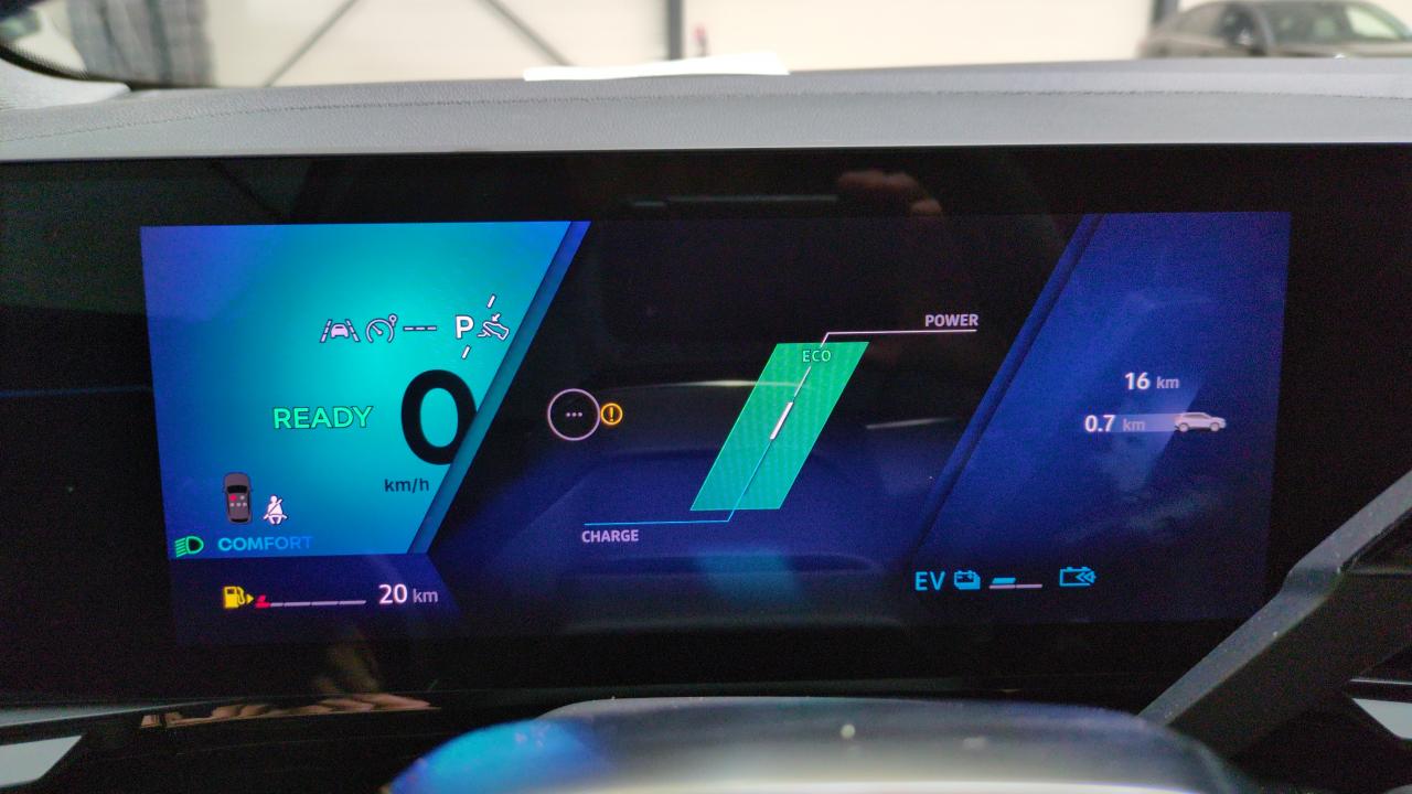 RENAULT AUSTRAL E-TECH FULL HYBRID 200 GSR2 TECHNO + PACK HIVER + PACK SAFETY