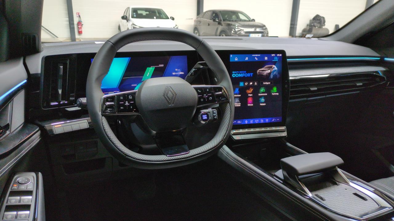 RENAULT AUSTRAL E-TECH FULL HYBRID 200 GSR2 TECHNO + PACK HIVER + PACK SAFETY