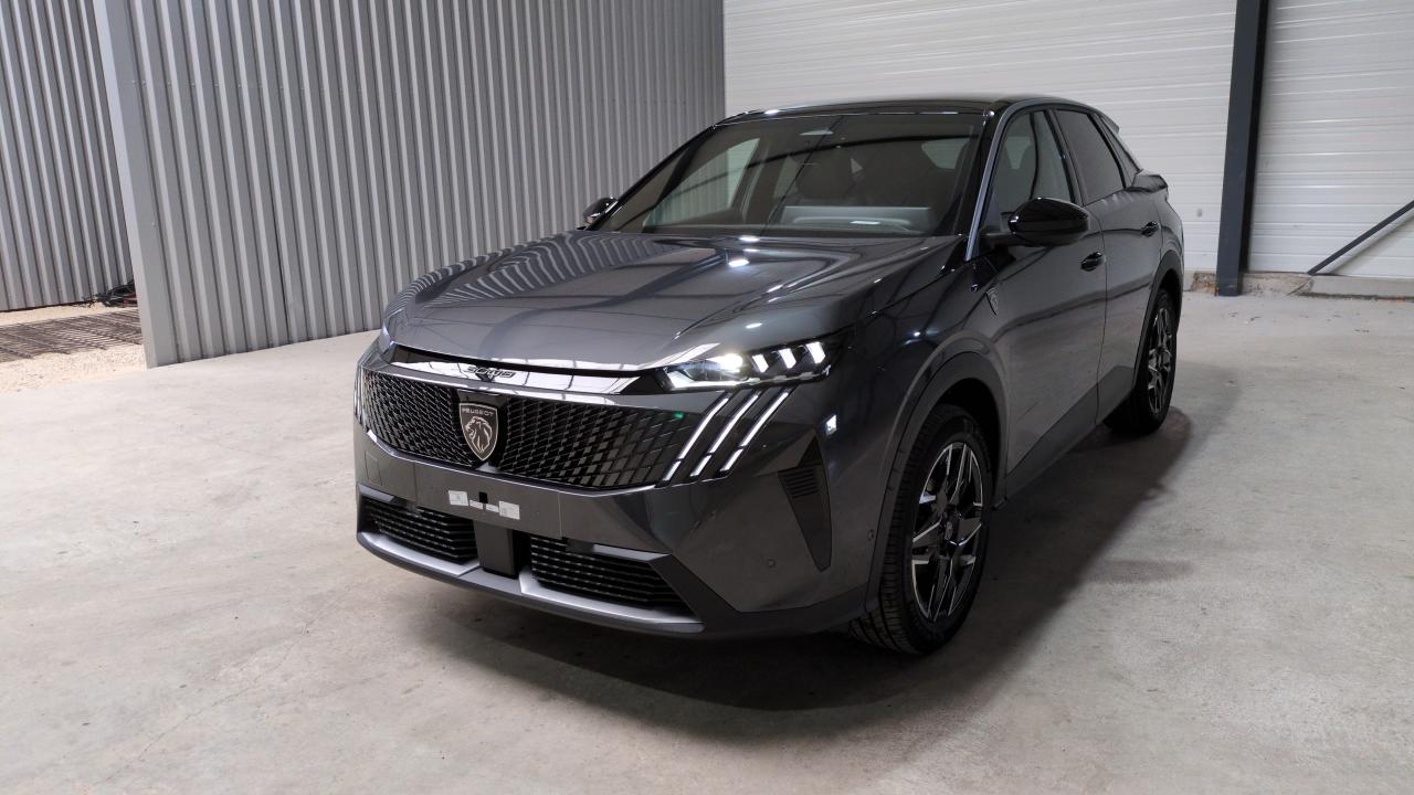 PEUGEOT 3008  HYBRID 145 E-DCS6 GT + PACK HI-FI FOCAL + PACK 360° VISION AND DRIVE ASSIST PLUS