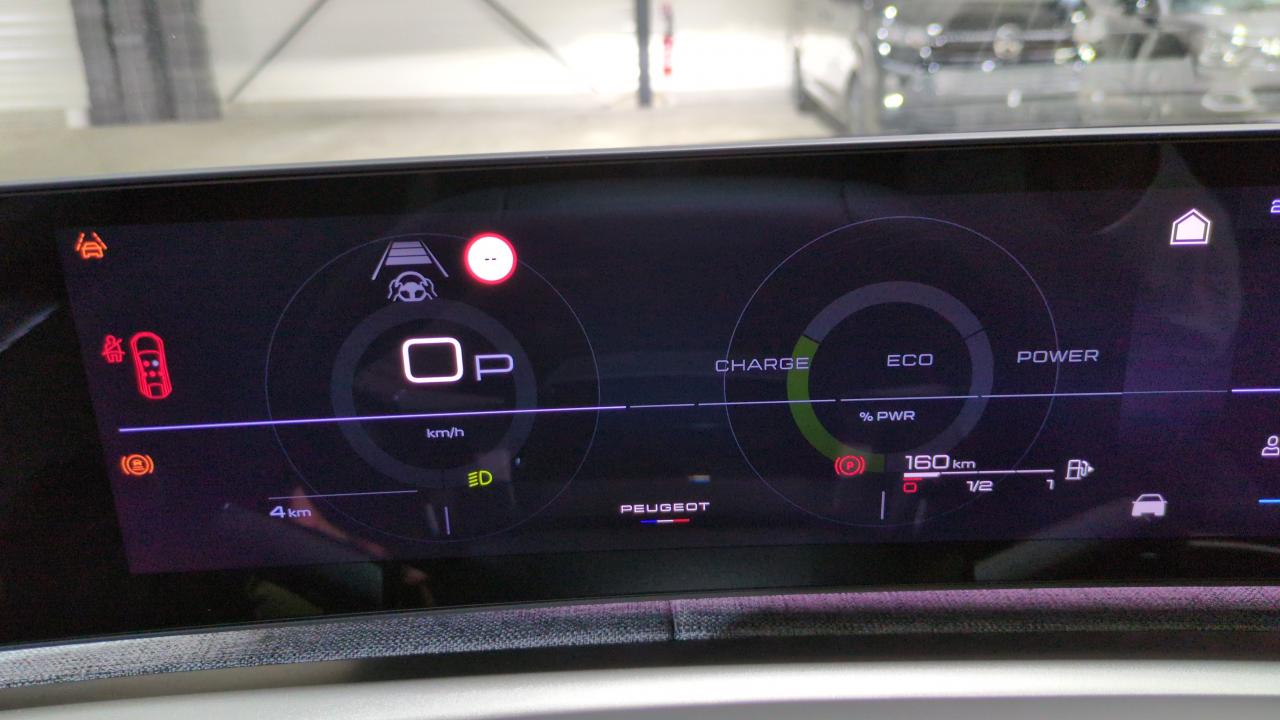 PEUGEOT 3008  HYBRID 145 E-DCS6 GT + PACK 360 VISION & DRIVE ASSIST PLUS