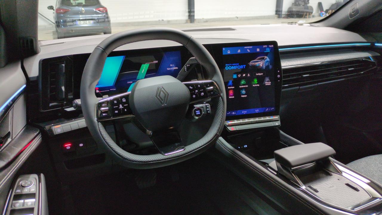 RENAULT AUSTRAL FULL HYBRID E-TECH 200 CH TECHNO