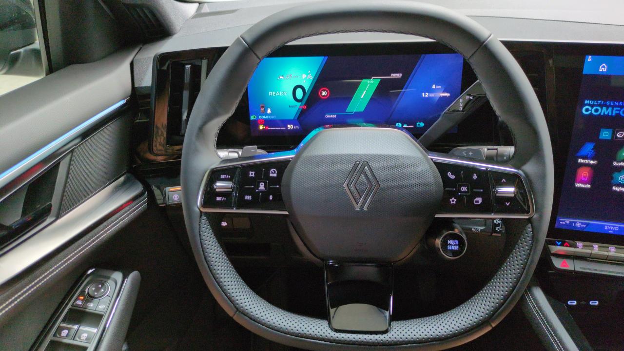 RENAULT AUSTRAL FULL HYBRID E-TECH 200 CH TECHNO