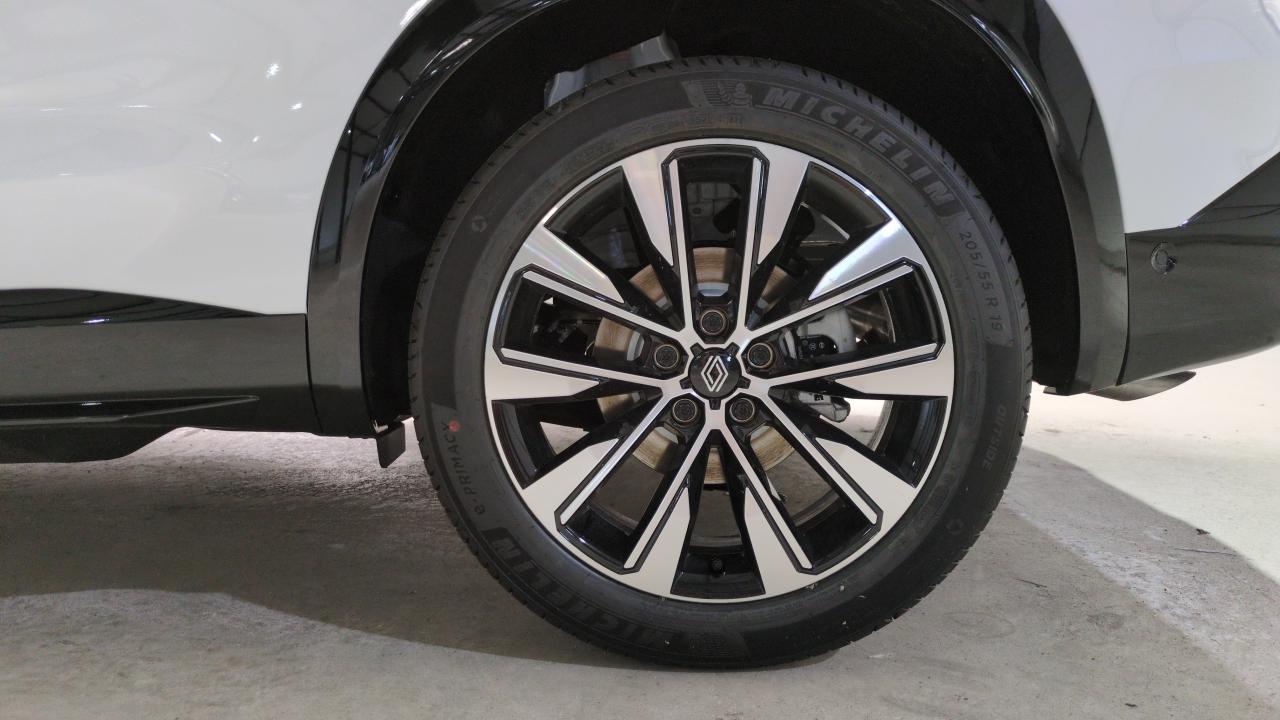 RENAULT AUSTRAL FULL HYBRID E-TECH 200 CH TECHNO