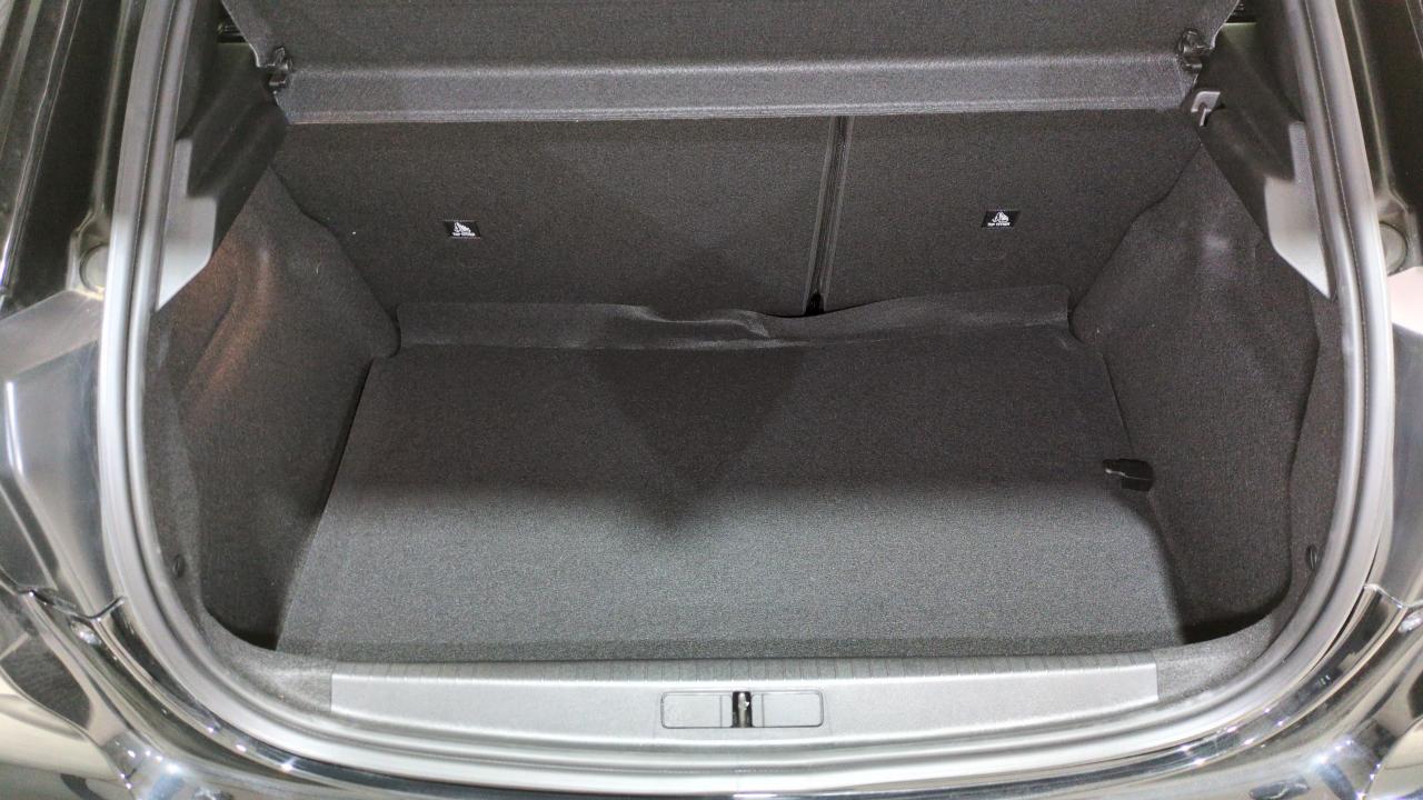 PEUGEOT 208 HYBRID 100 E-DCS6 STYLE