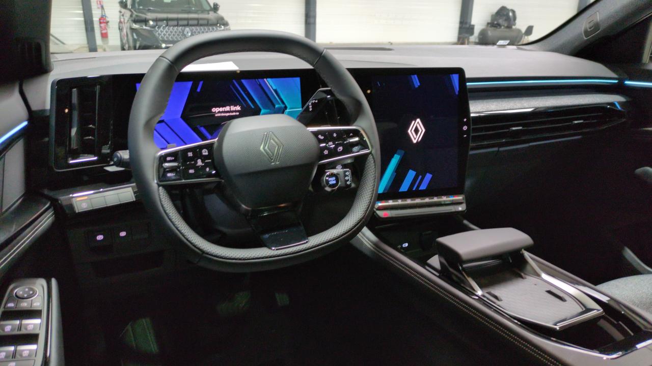 RENAULT AUSTRAL FULL HYBRID E-TECH 200 CH TECHNO + SIEGES CHAUFFANTS + TOIT PANO