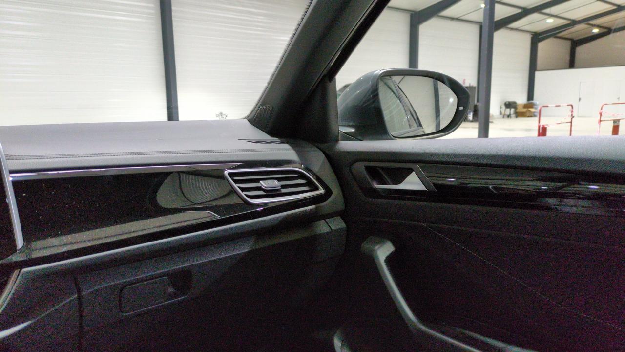 VOLKSWAGEN T-ROC 1.5 TSI EVO2 150 START/STOP DSG7 R-LINE EDITION + MATRIX LED + SIEGES CHAUFFANTS
