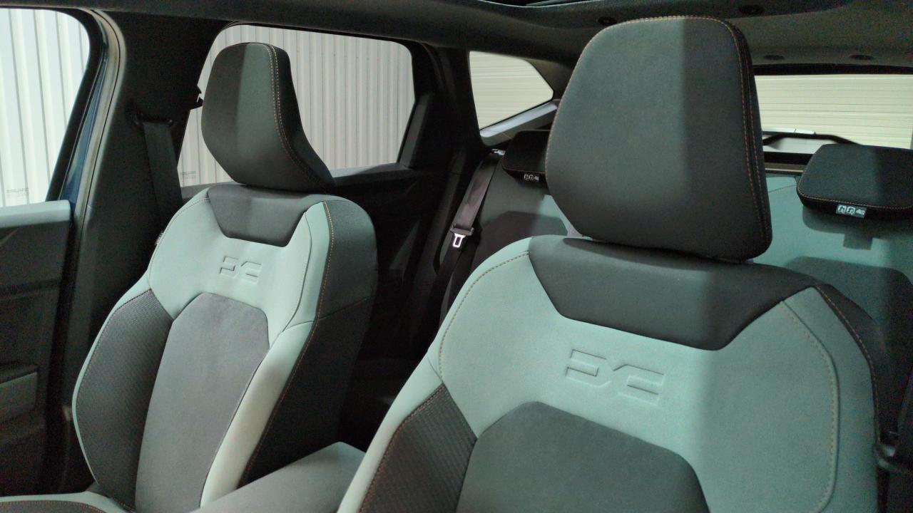 DACIA BIGSTER MILD HYBRID 140 EXTREME + PACK PARKING + PACK HIVER