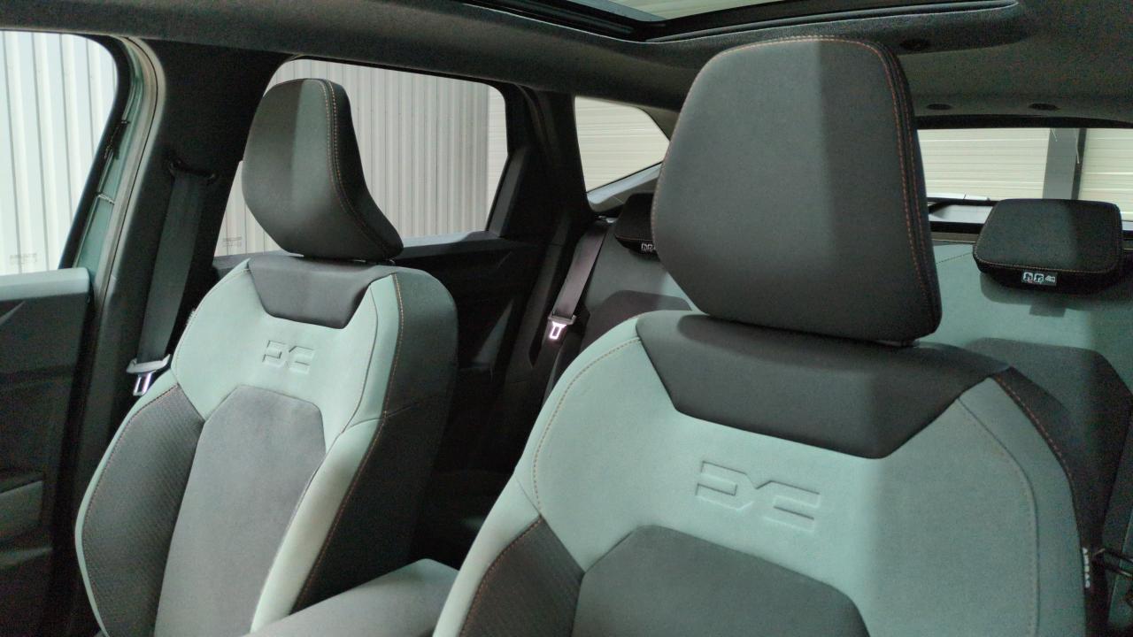 DACIA BIGSTER HYBRID 155 EXTREME + PACK PARKING + PACK HIVER