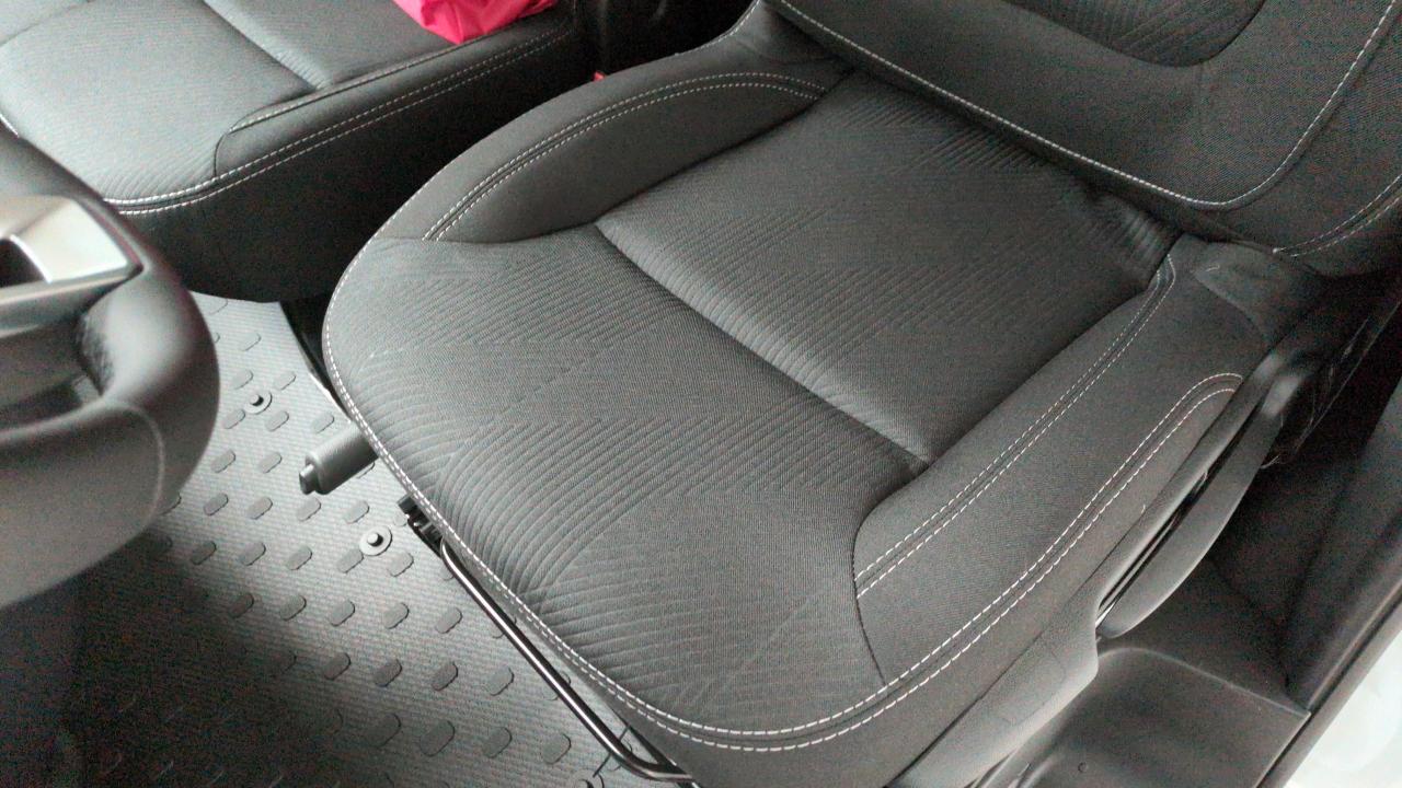 RENAULT TRAFIC L2H1 3T BLUE DCI 170 AUTO EXTRA + PLANCHER BOIS + RADARS AV
