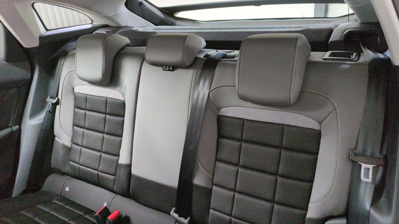 CITROEN C4  HYBRIDE 145 E-DCS6 BUSINESS