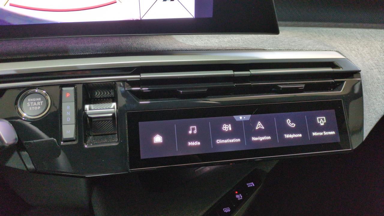 PEUGEOT 5008  HYBRID 145 E-DCS6 ALLURE SUREQUIPE