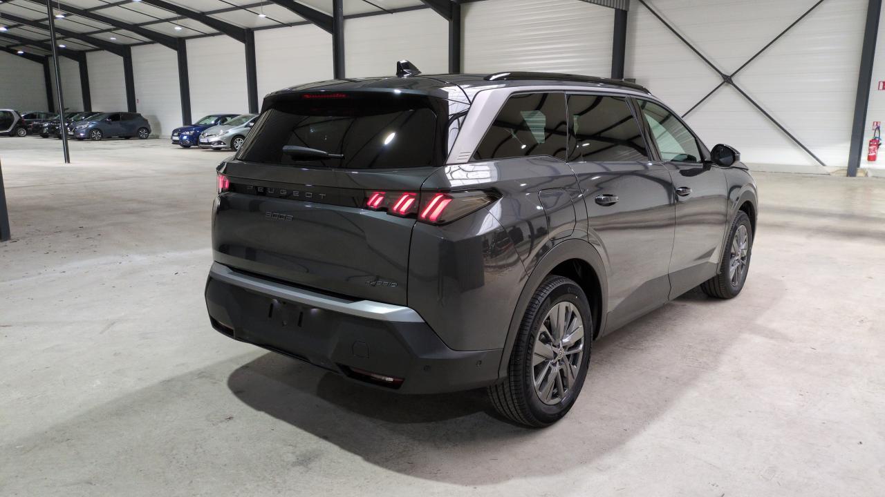 PEUGEOT 5008  HYBRID 145 E-DCS6 ALLURE SUREQUIPE