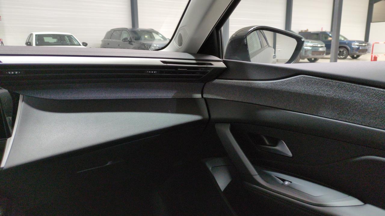 PEUGEOT 308 BLUEHDI 130CH S&S EAT8 ALLURE + ADML + NAVI